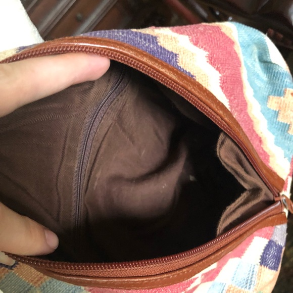 Vintage one shouldered tribal bag - Picture 4 of 4